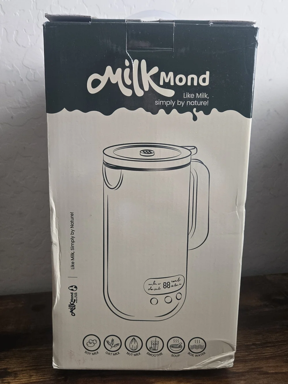 MilkMond Automatic Nut Milk Maker Machine 35 oz White NM-100 Soy Oat Almond Milk